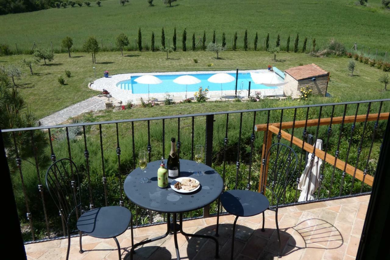 Il Frutteto Bed And Breakfast Ripattone Exteriör bild